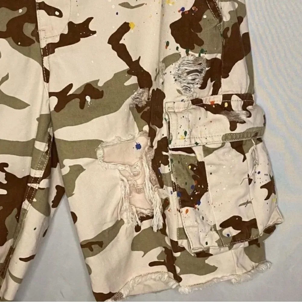 boohooMan Camo Shorts With Paint Splatter Size 30 - Picture 2 of 5